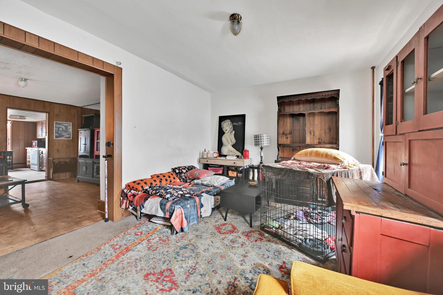 247 E Bertsch St Property Photo 4