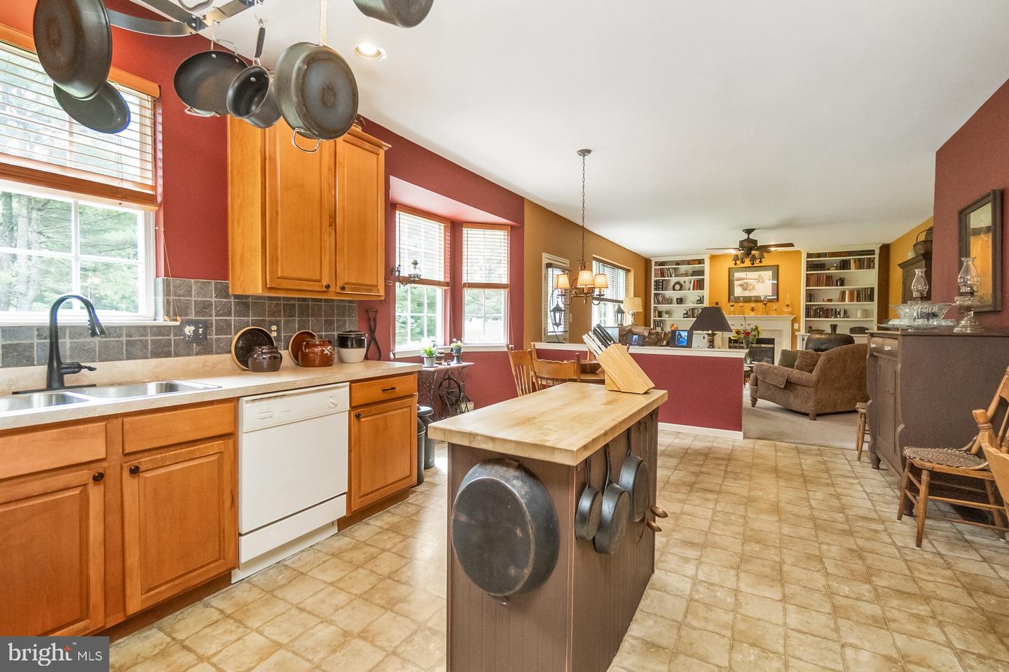 1725 Forest St Property Photo 30