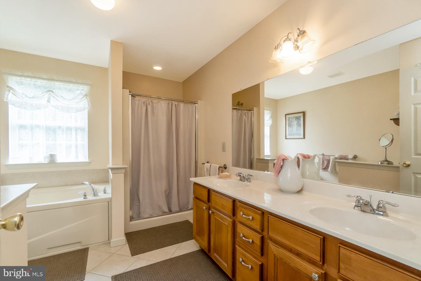 1725 Forest St Property Photo 45