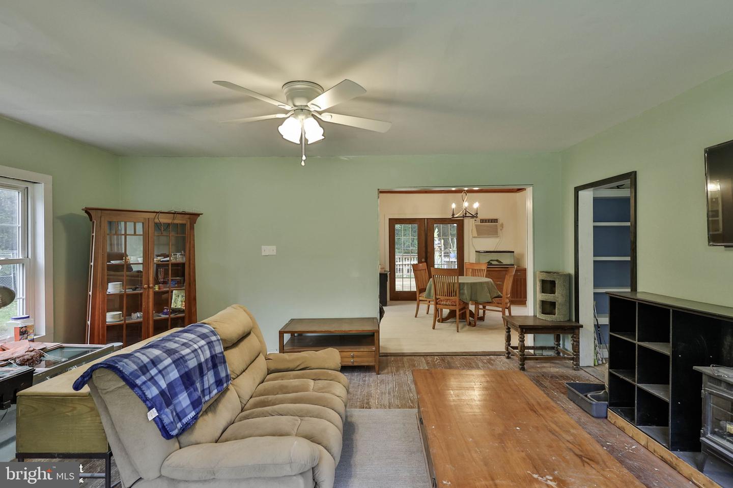 2865 Hemlock St Property Photo 10