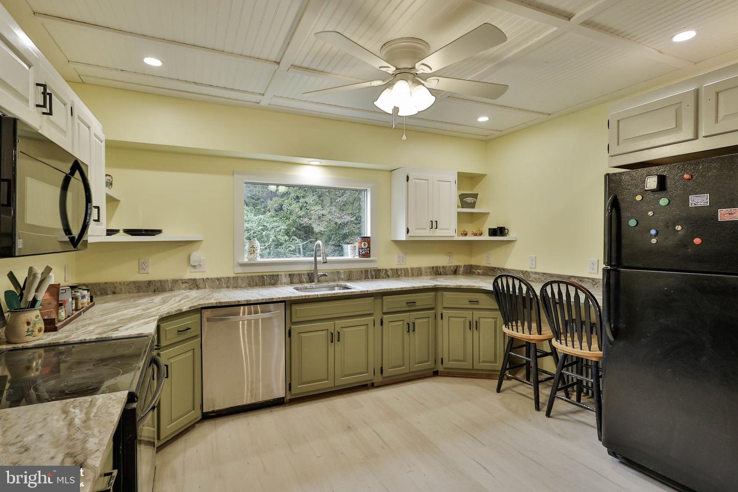 2865 Hemlock St Property Photo 27