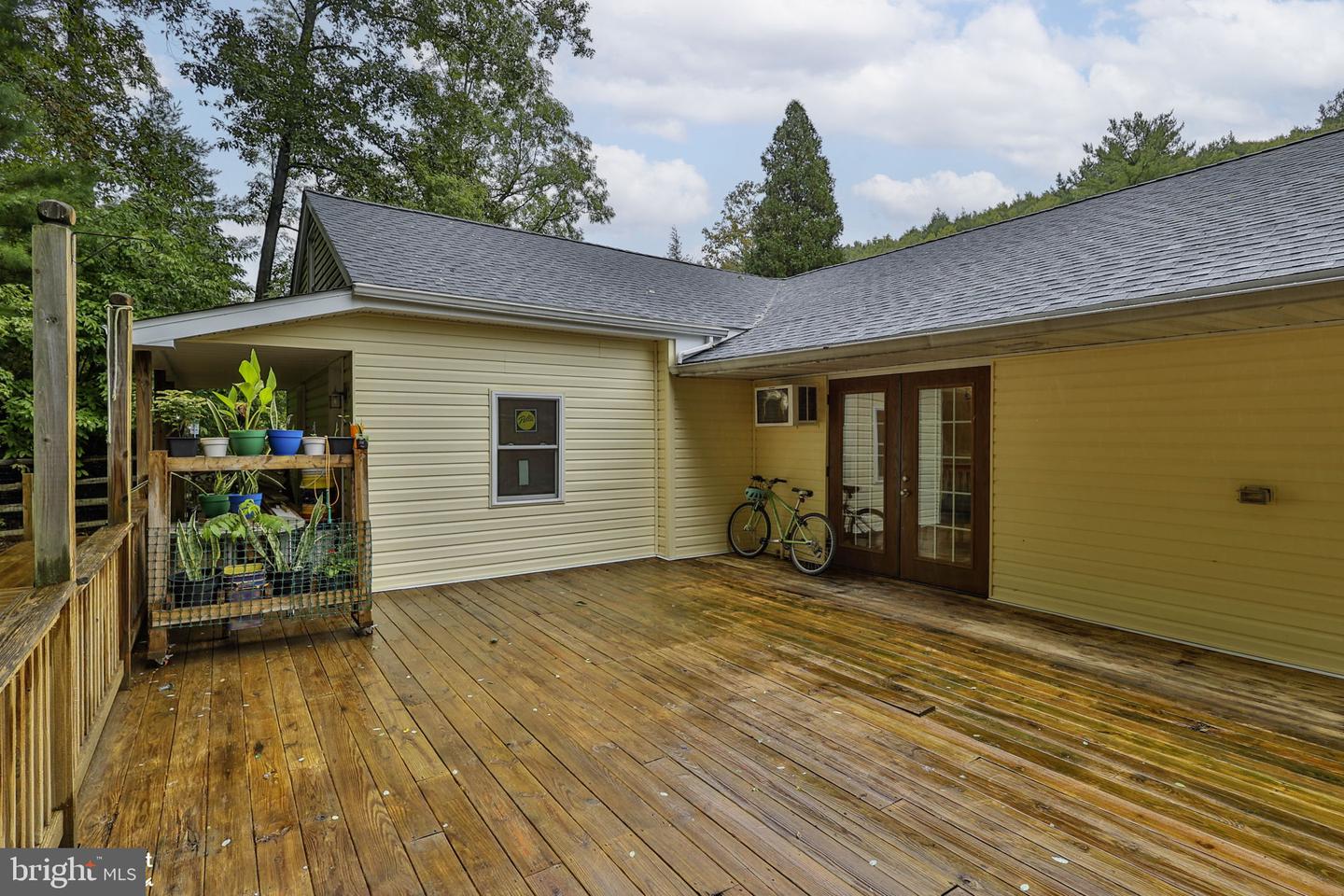 2865 Hemlock St Property Photo 59