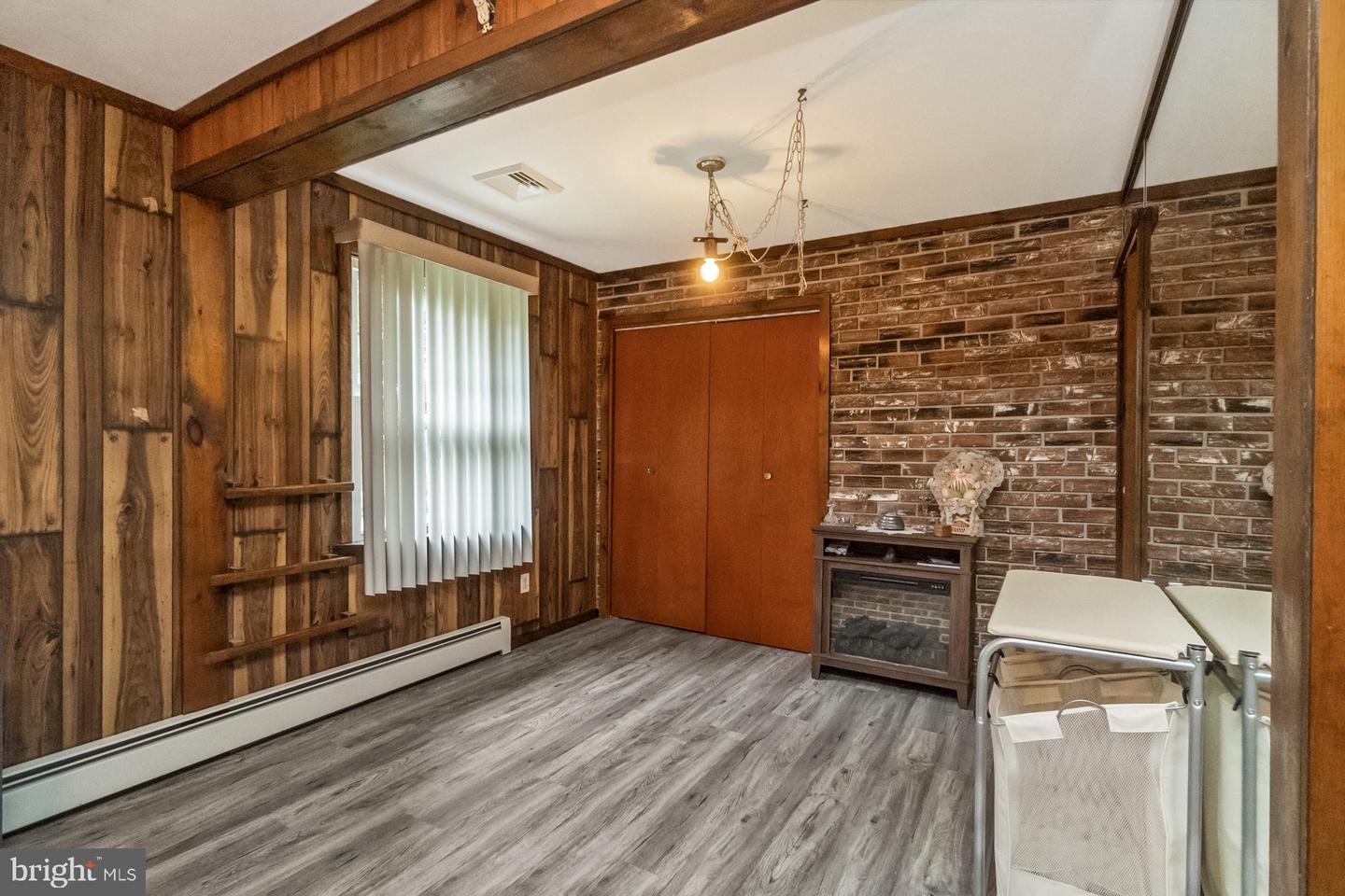 416 Briar St Property Photo 34