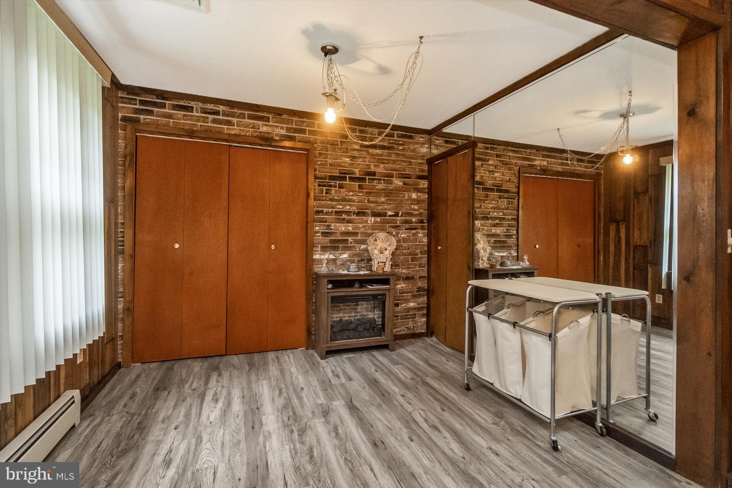 416 Briar St Property Photo 36