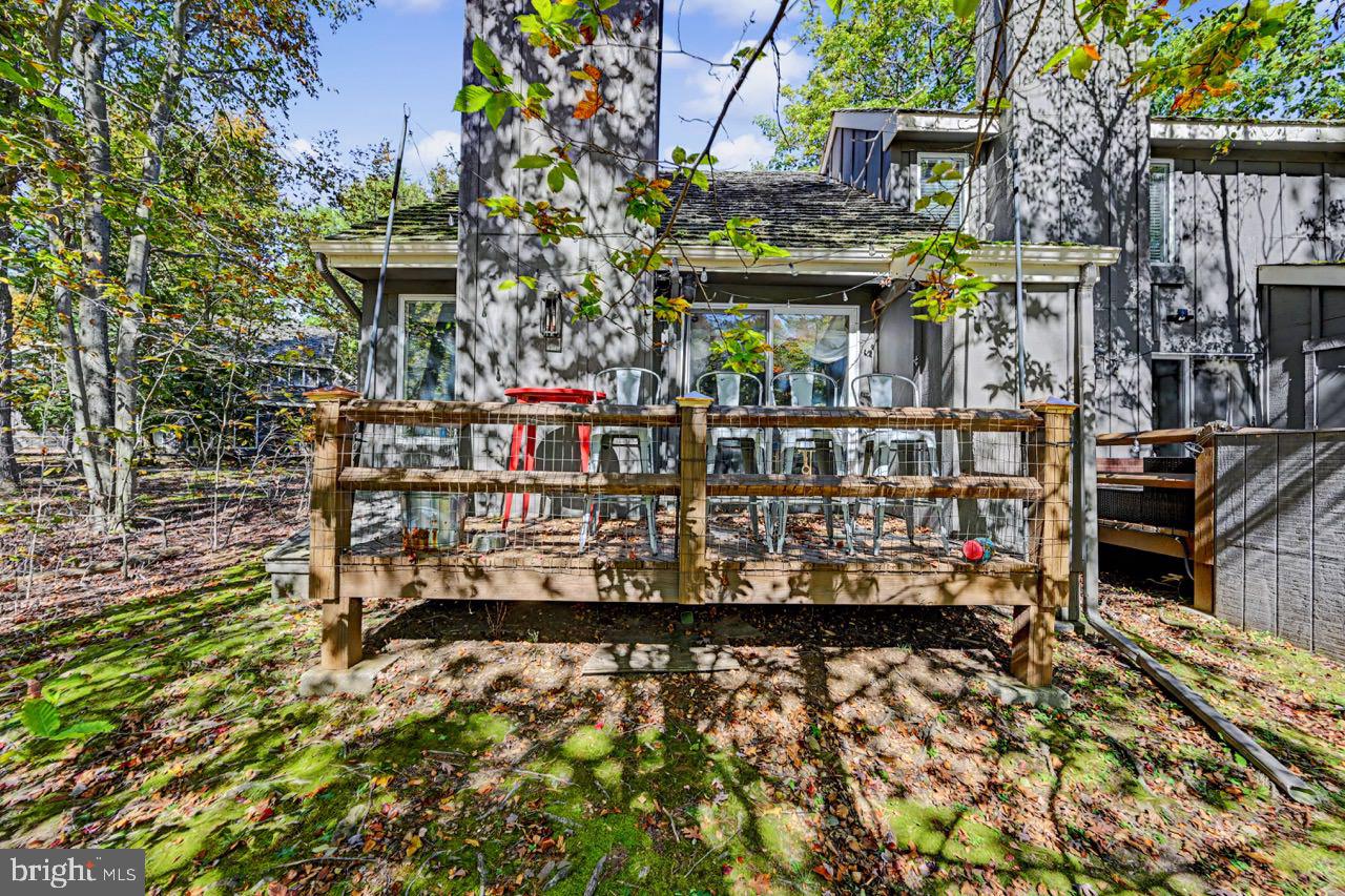 29 Snow Shoe Property Photo 4