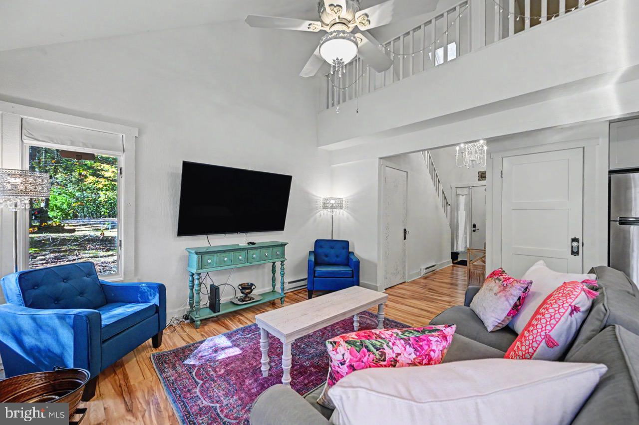 29 Snow Shoe Property Photo 10