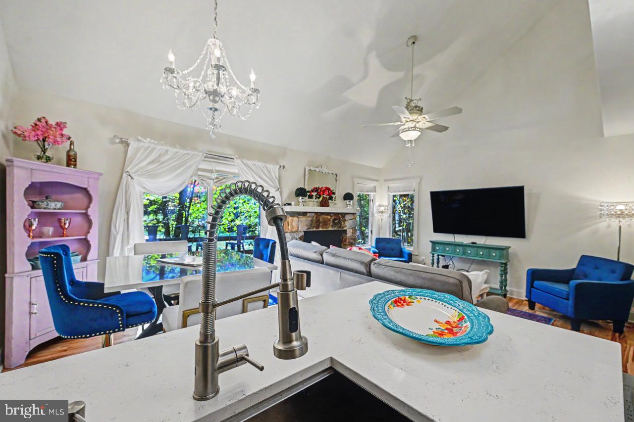 29 Snow Shoe Property Photo 21