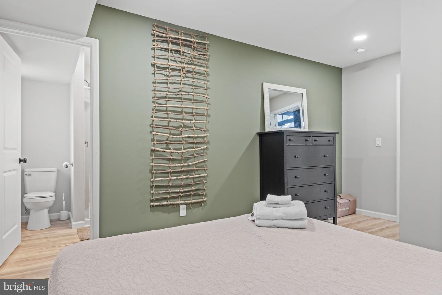 PACC2008308 Property Photo 29