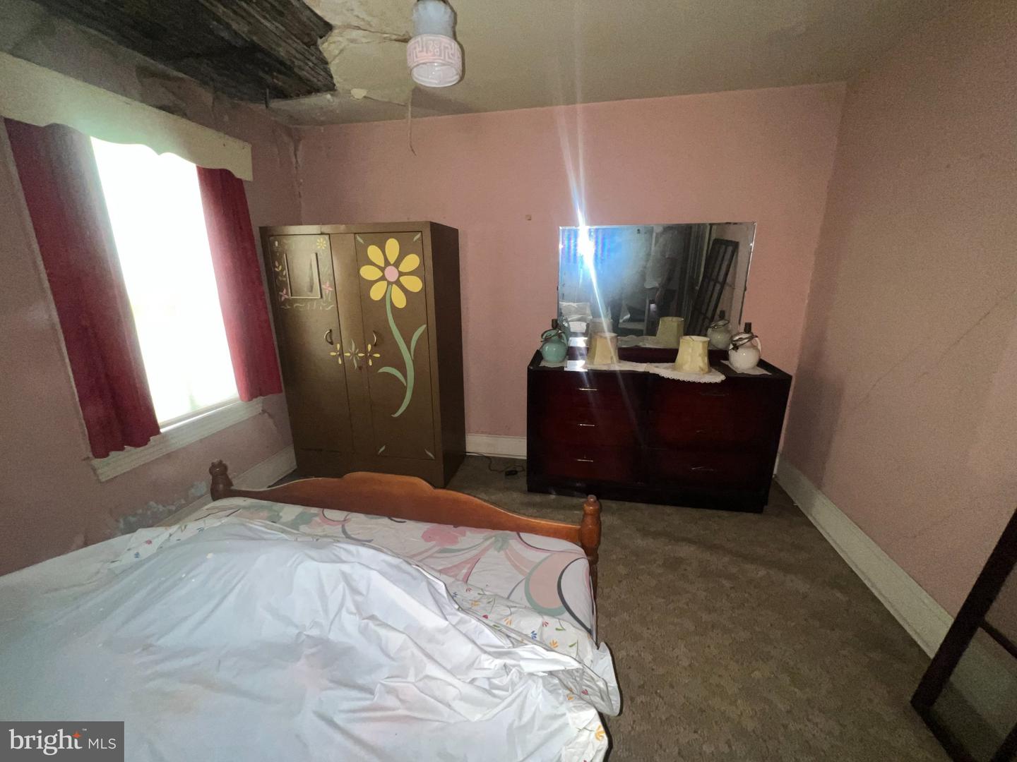 374 Fairview St Property Photo 54