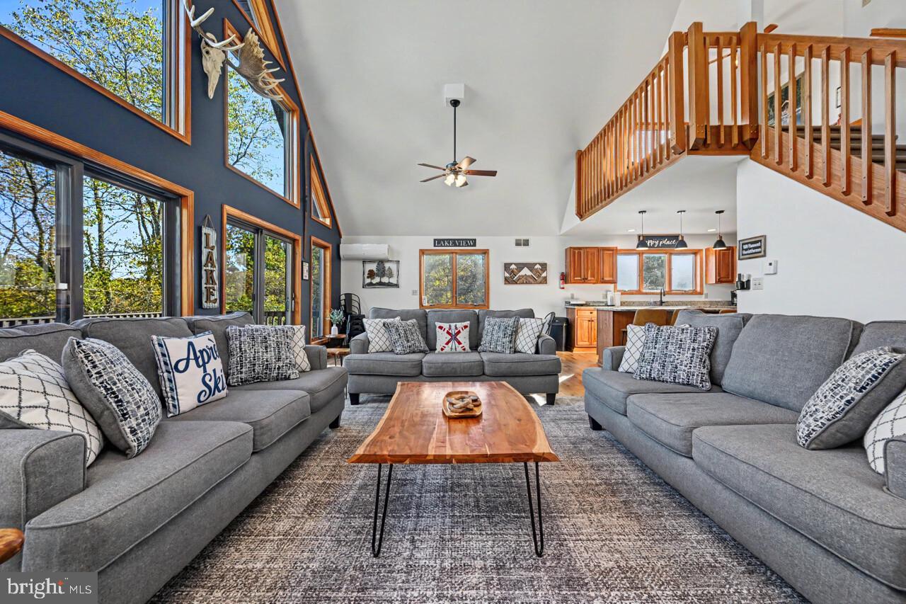101 Tennyson Cir Property Photo 15