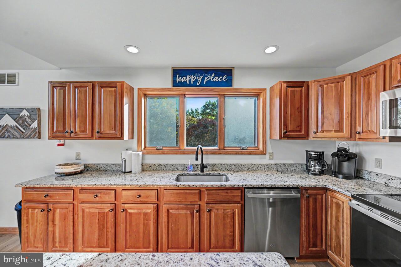101 Tennyson Cir Property Photo 25