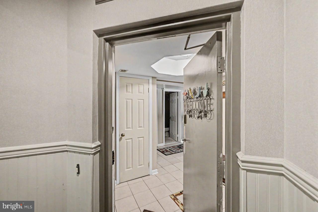 59 Midlake Dr #101 Property Photo 11