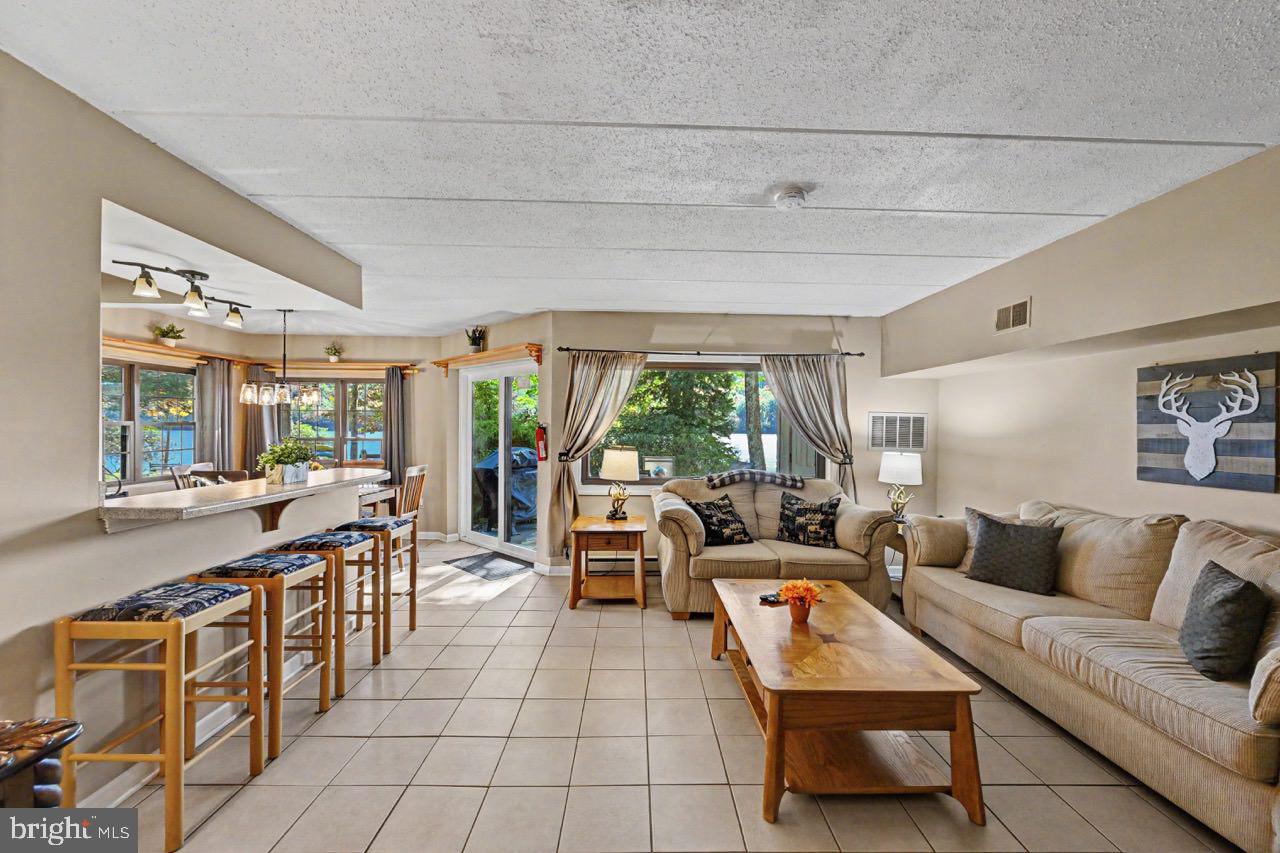 59 Midlake Dr #101 Property Photo 14