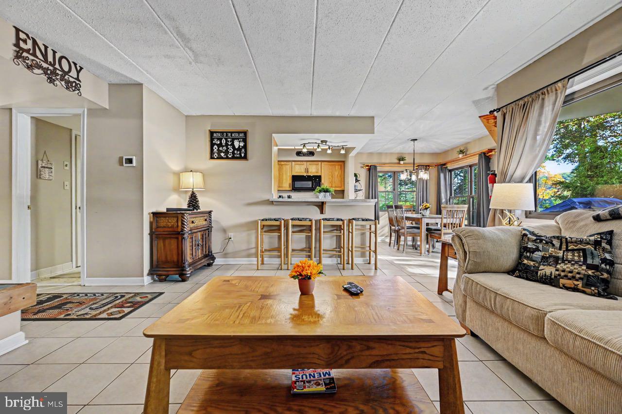 59 Midlake Dr #101 Property Photo 18
