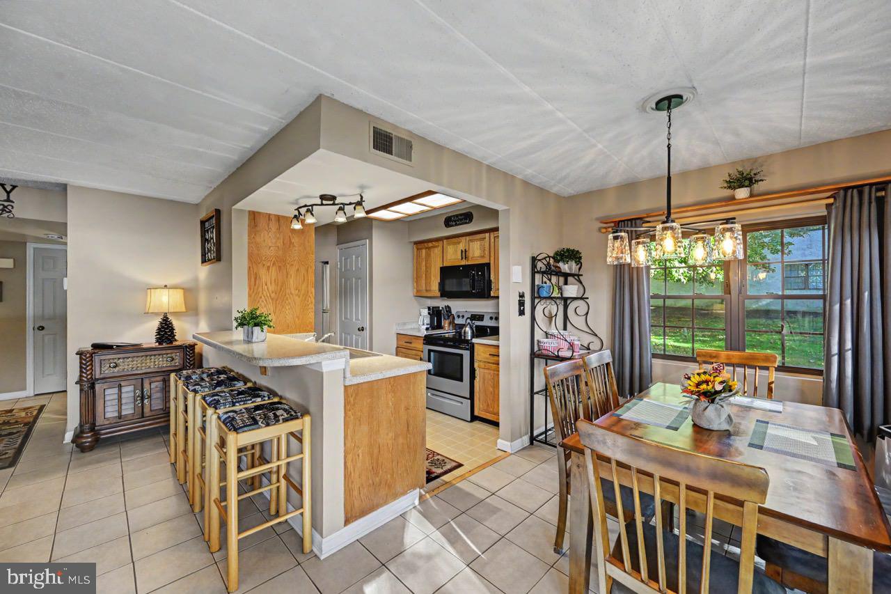 59 Midlake Dr #101 Property Photo 23