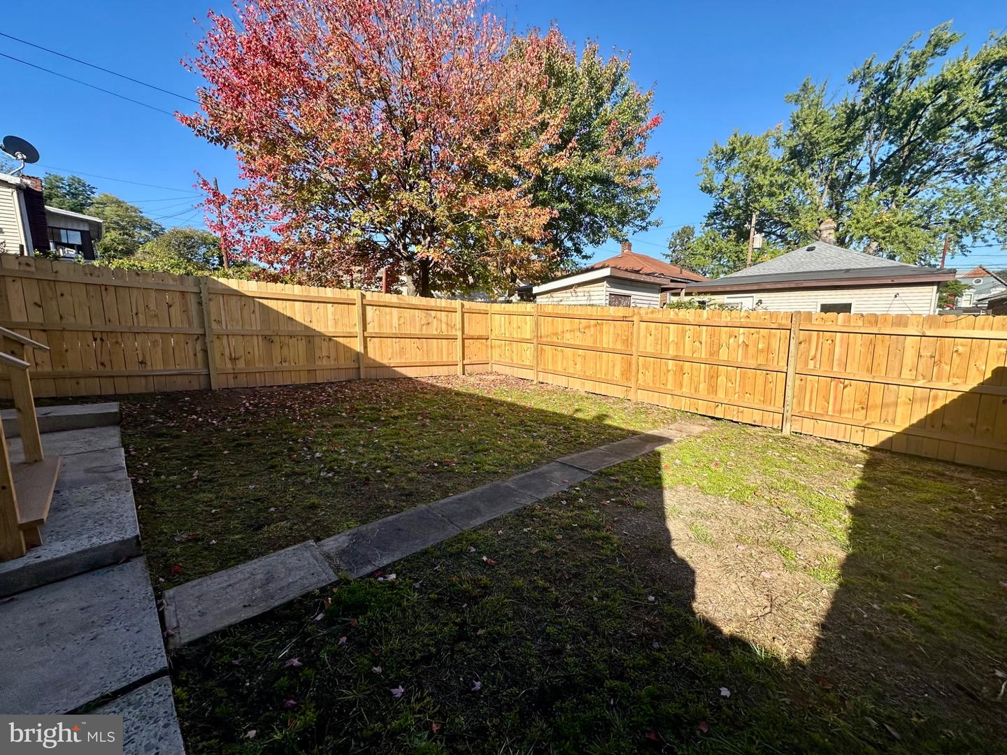 255 Avenue B St Property Photo 6