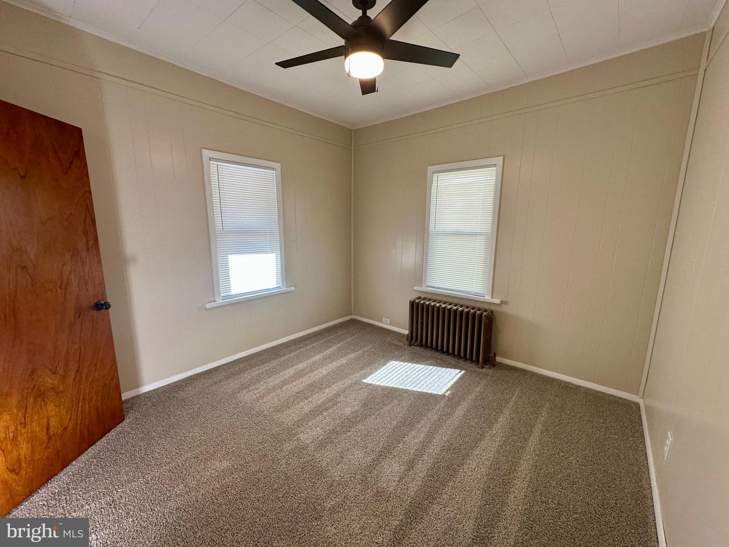 255 Avenue B St Property Photo 19