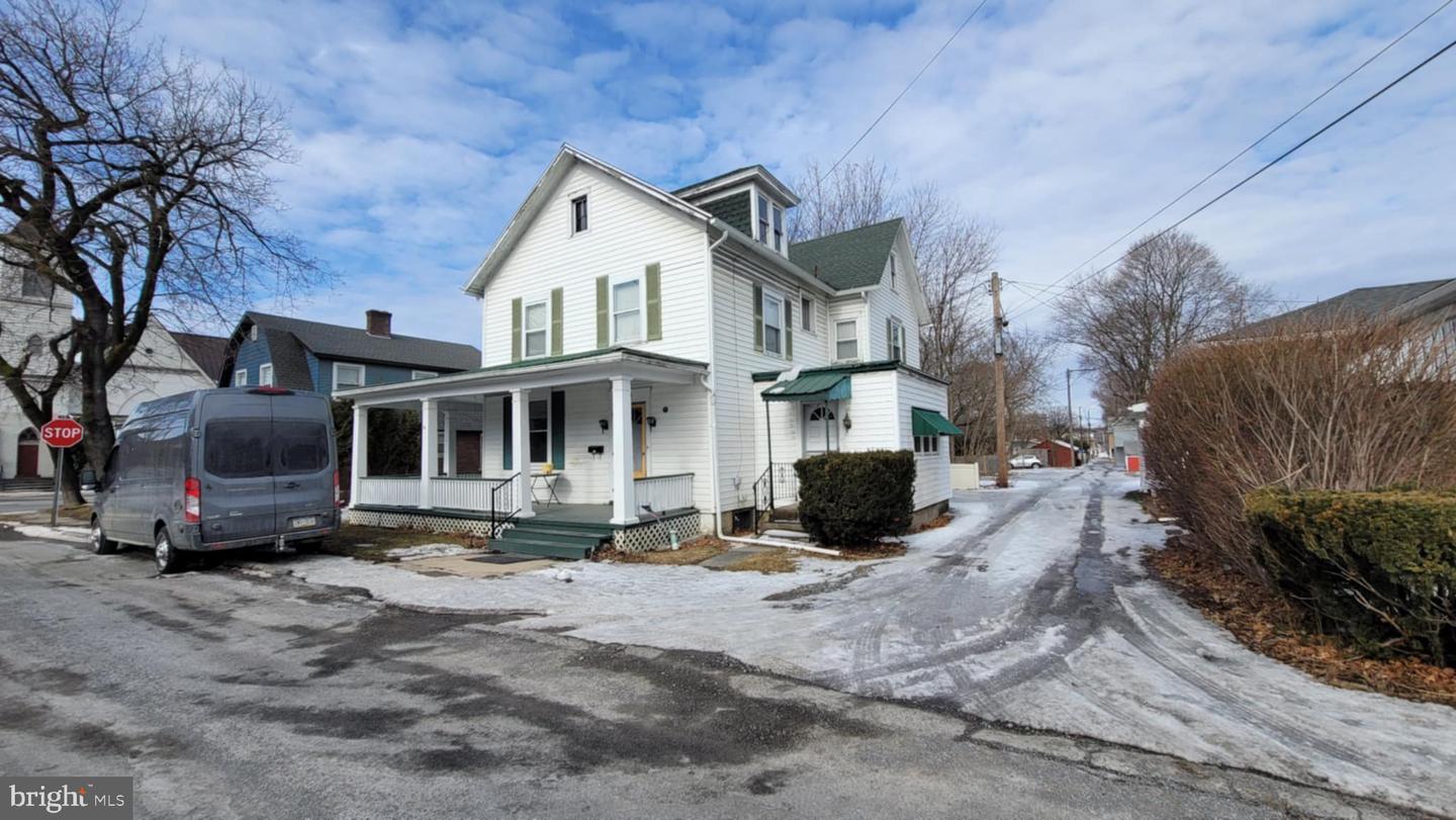 132 Curtin Street Property Photo 44