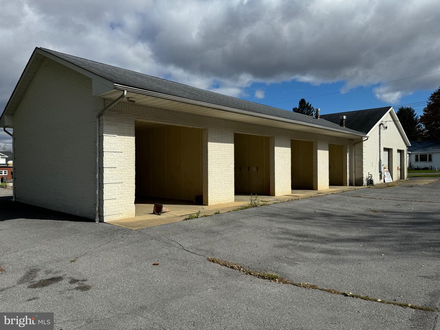 1826 Dorey Street Ext Property Photo 8
