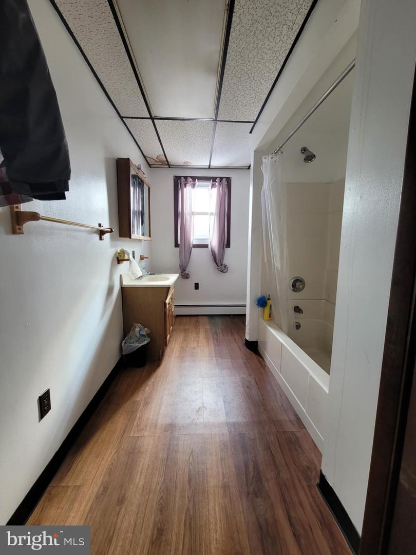132 Curtin Street Property Photo 11