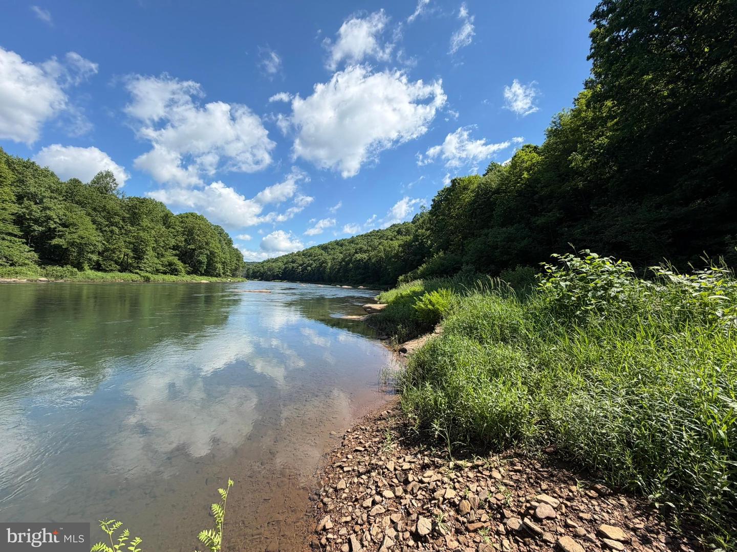 848 SUGAR CAMP RD