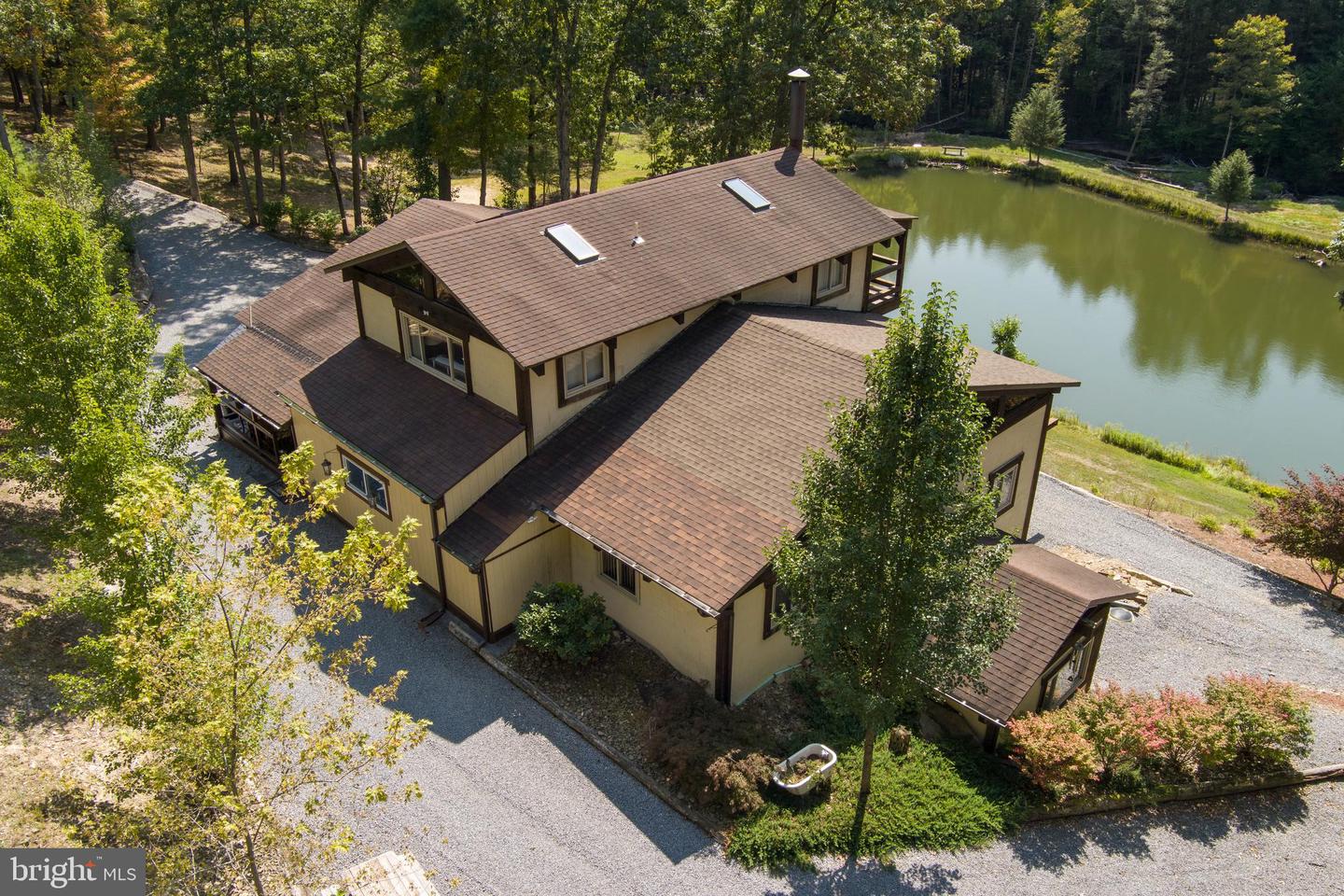 1595 Indian Springs Rd Property Photo 1