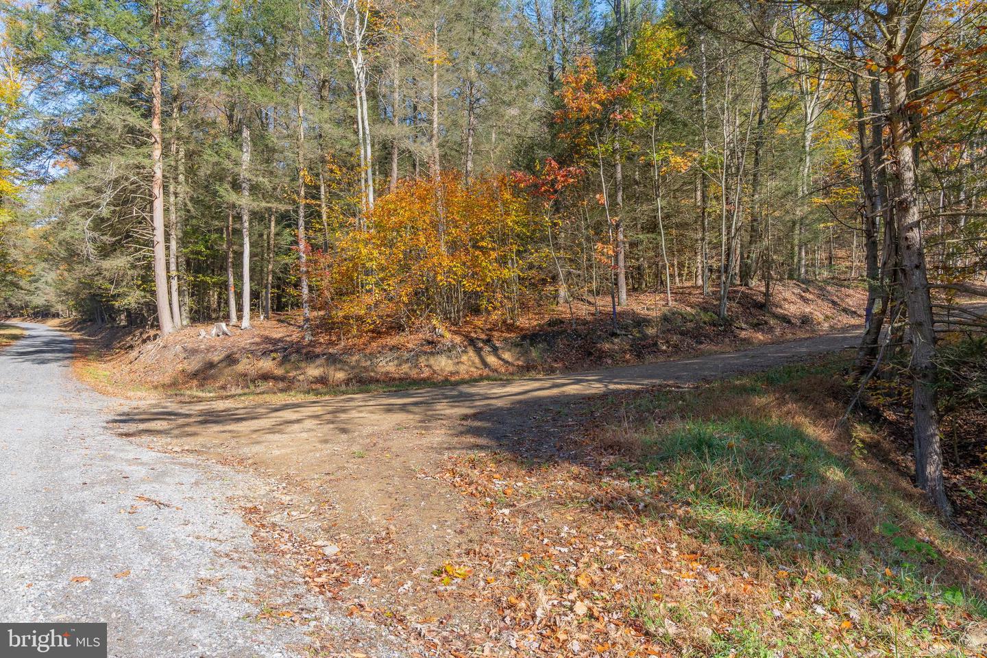 PACD2044916 Property Photo 16