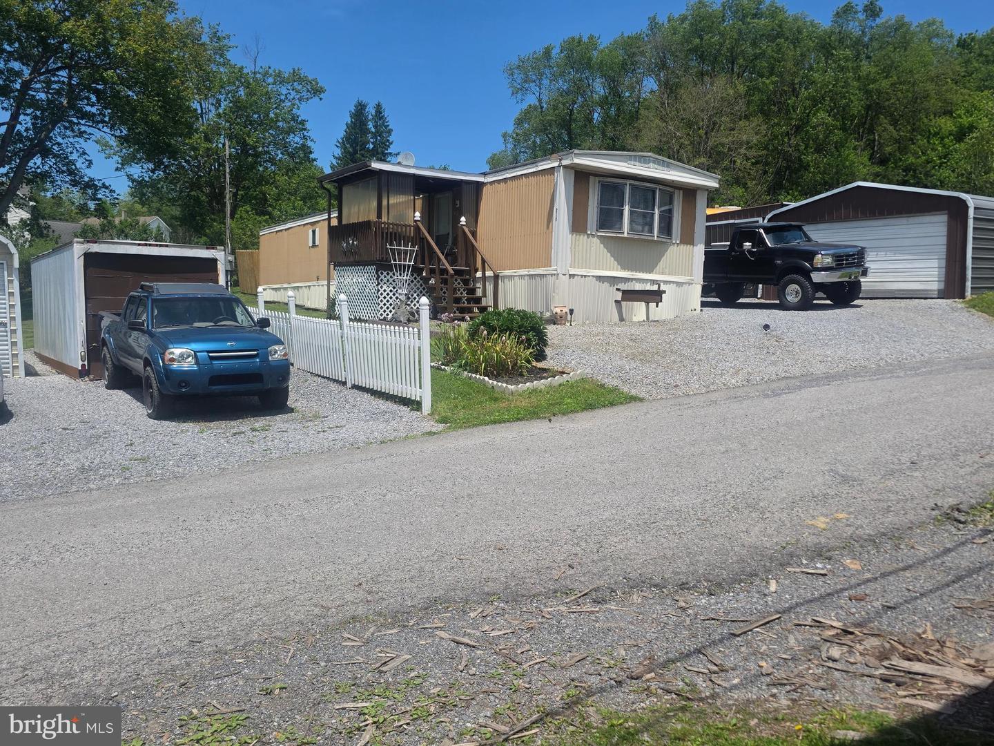 218 Princess St Property Photo 3
