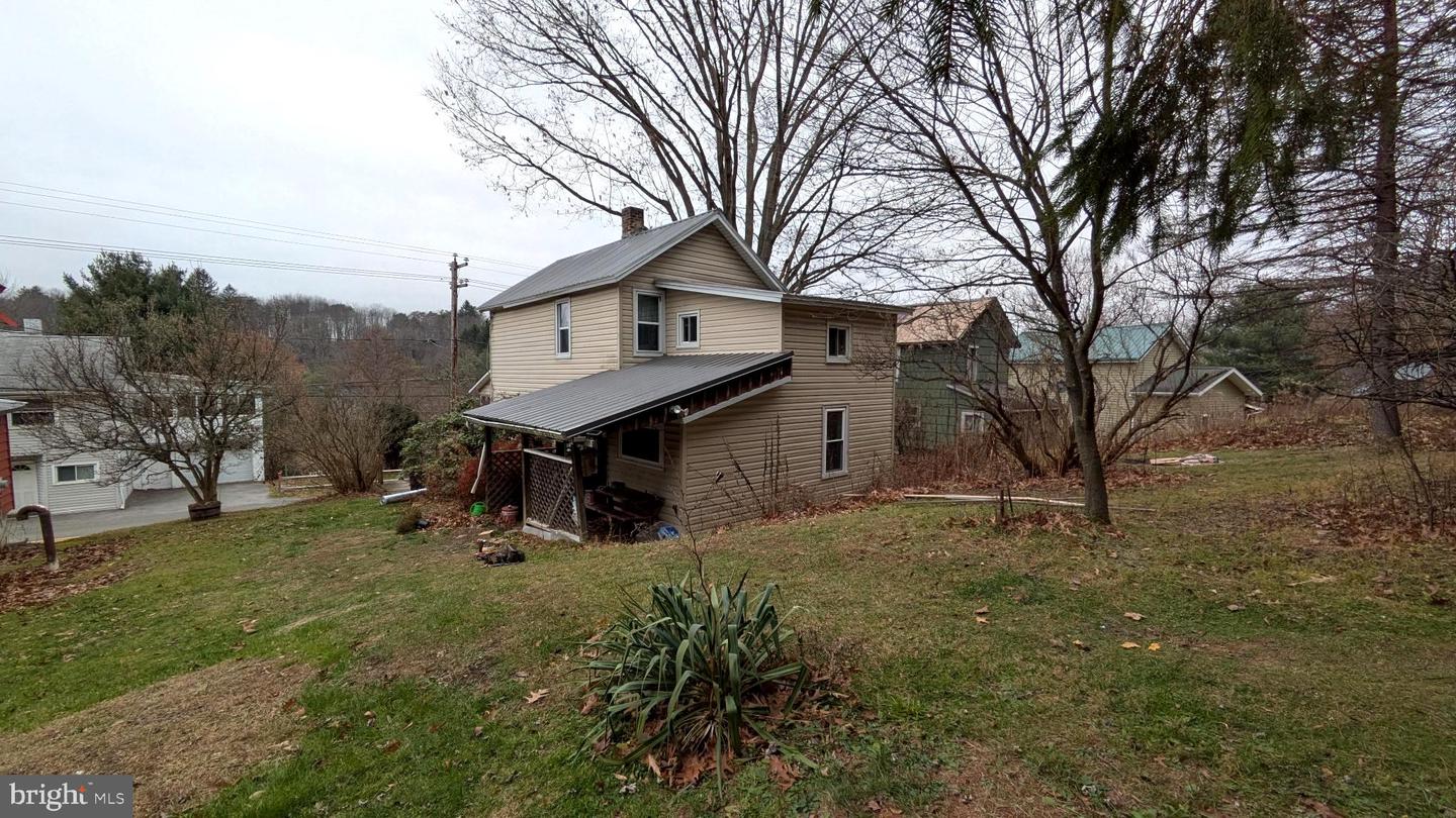 1356 Main St Property Photo 11