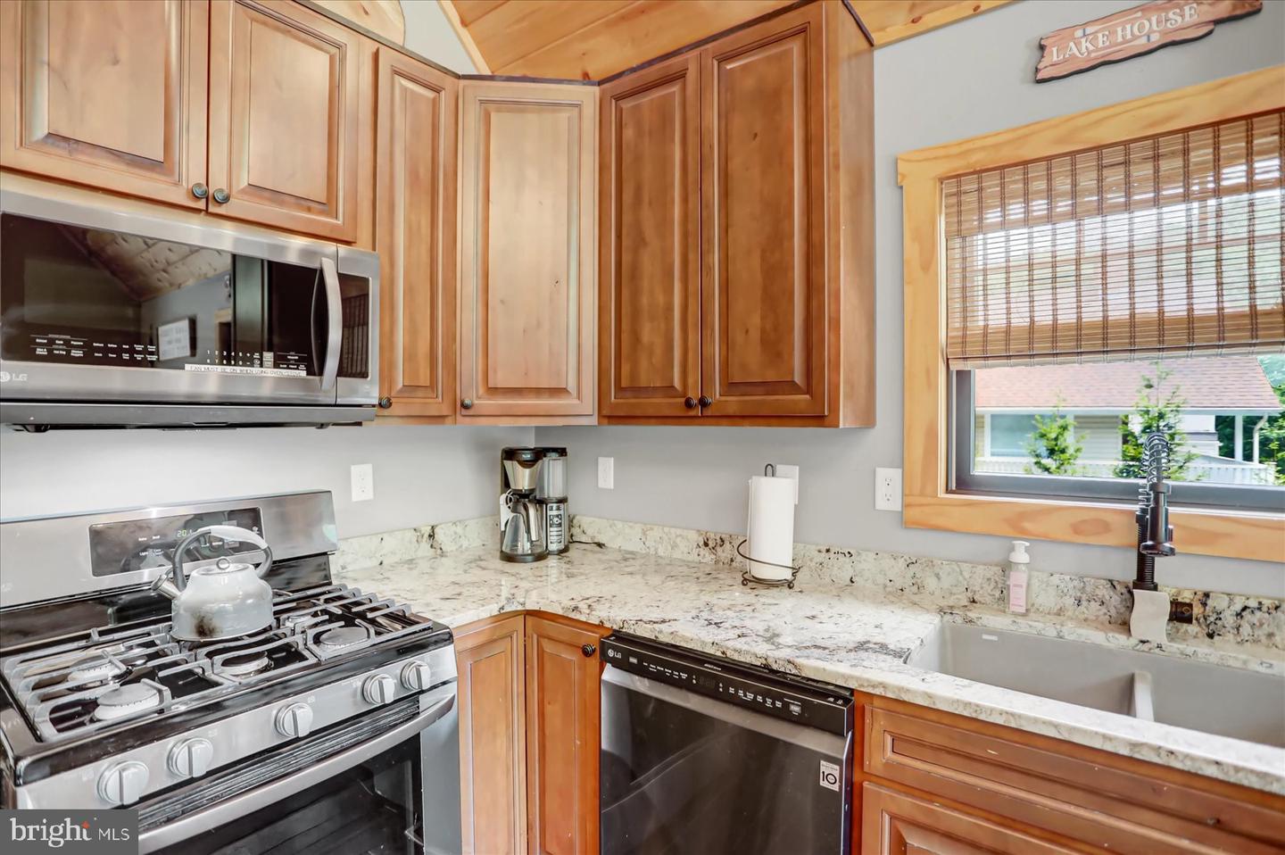 2170 Basse Terre Rd Property Photo 16