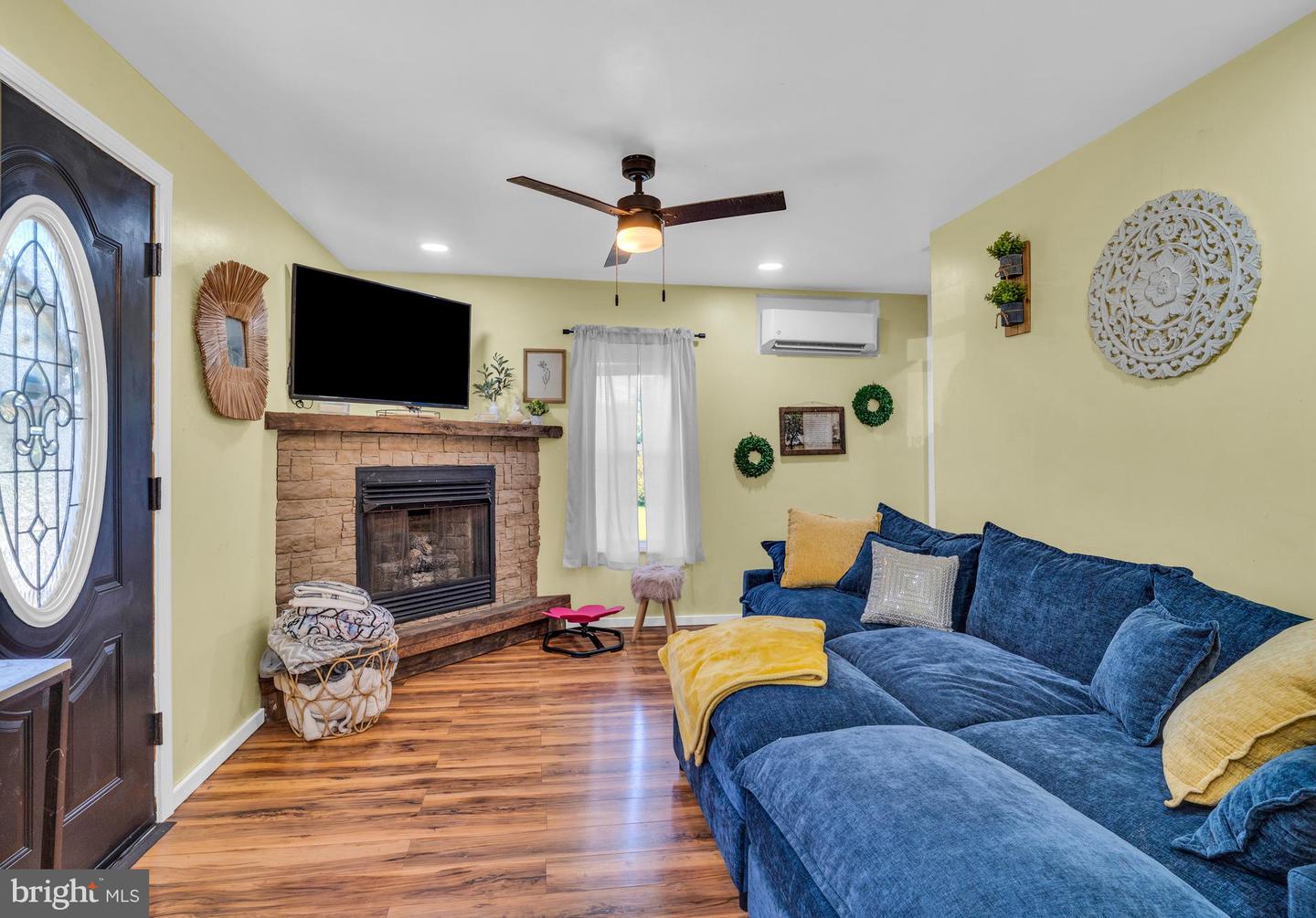 674 Red Schoolhouse Rd Property Photo 13