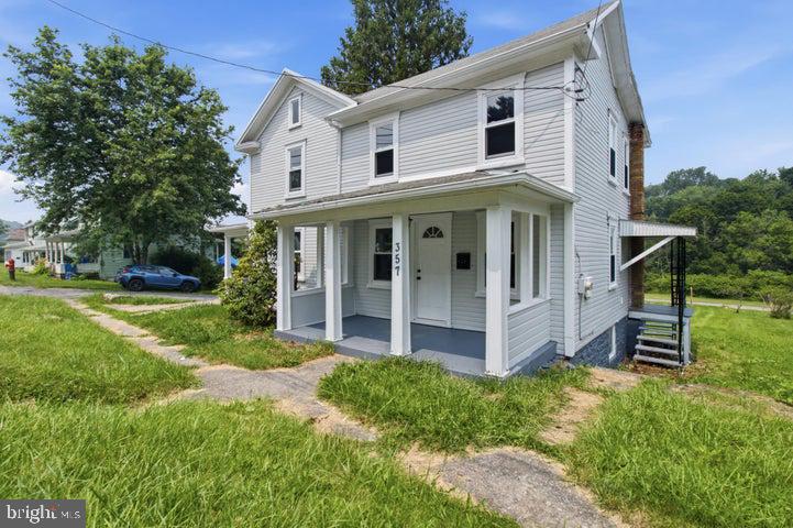 357 Spring St Property Photo 2