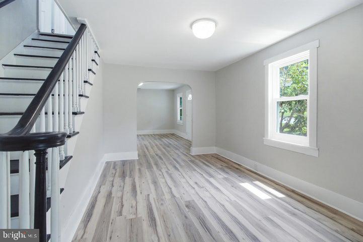 357 Spring St Property Photo 5