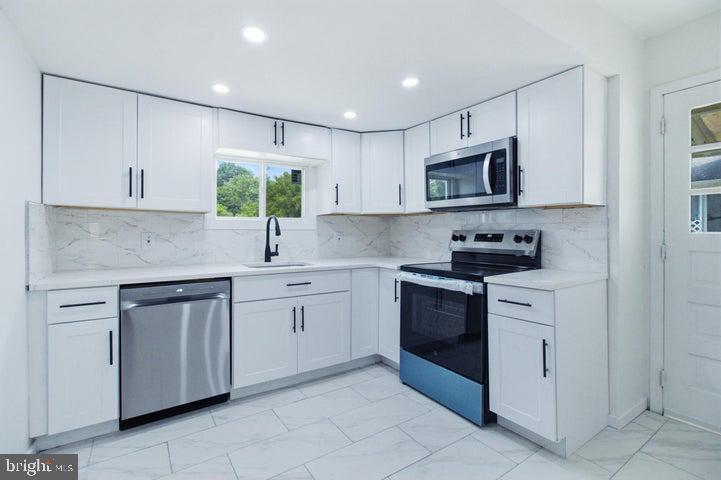 357 Spring St Property Photo 14