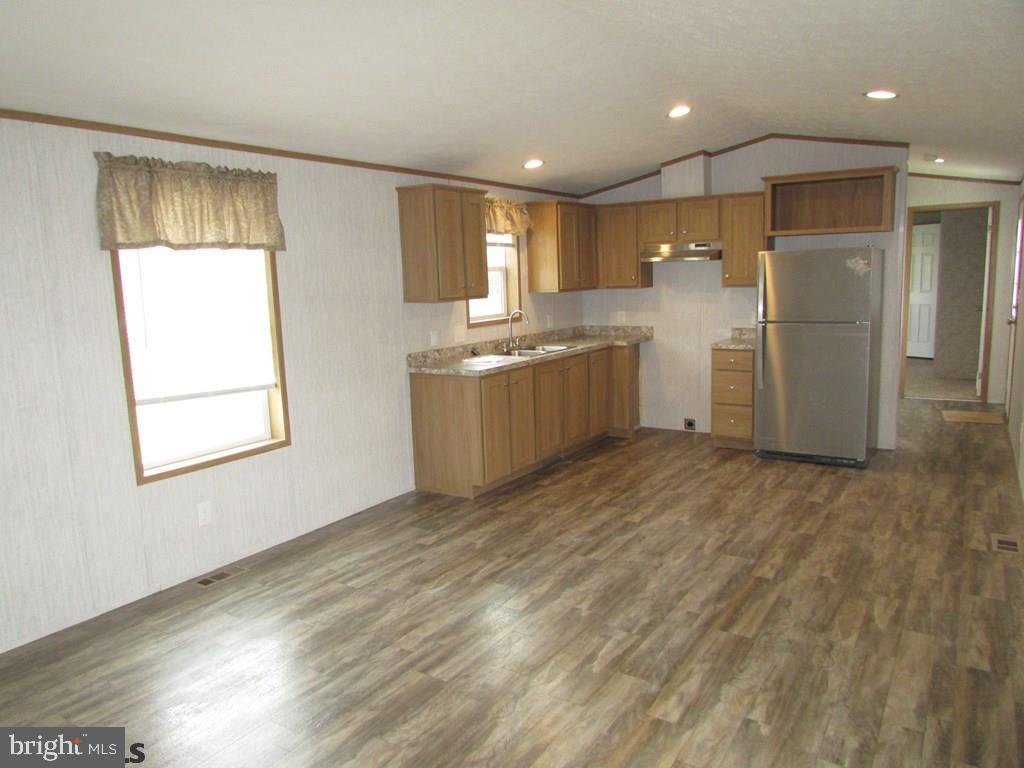 382 Hawk Lane Property Photo 2