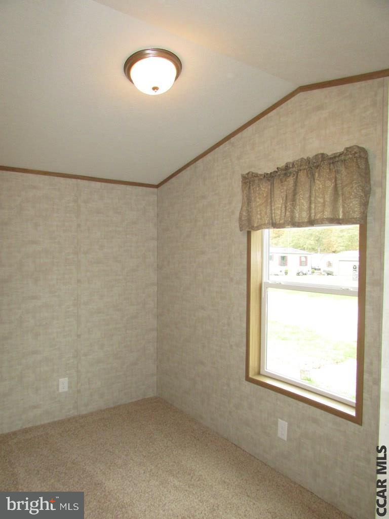 382 Hawk Lane Property Photo 12