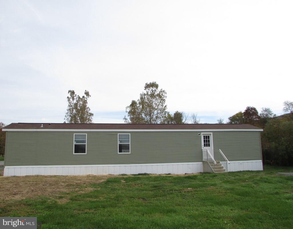 382 Hawk Lane Property Photo 13