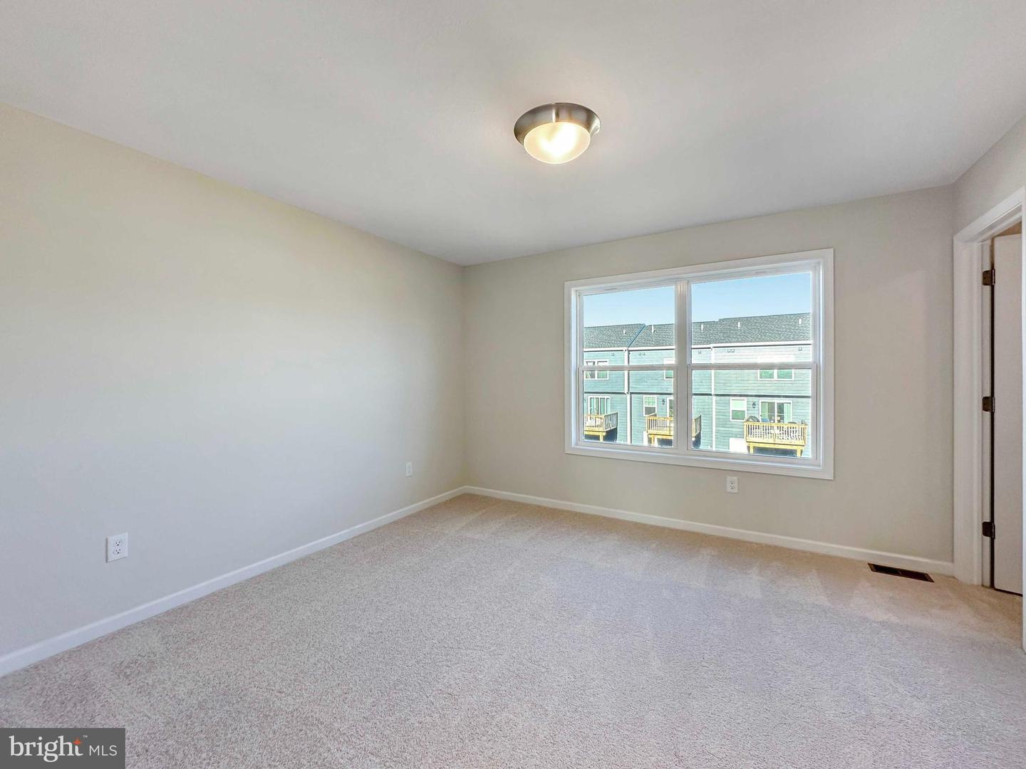 121 Dolomite Dr Property Photo 24