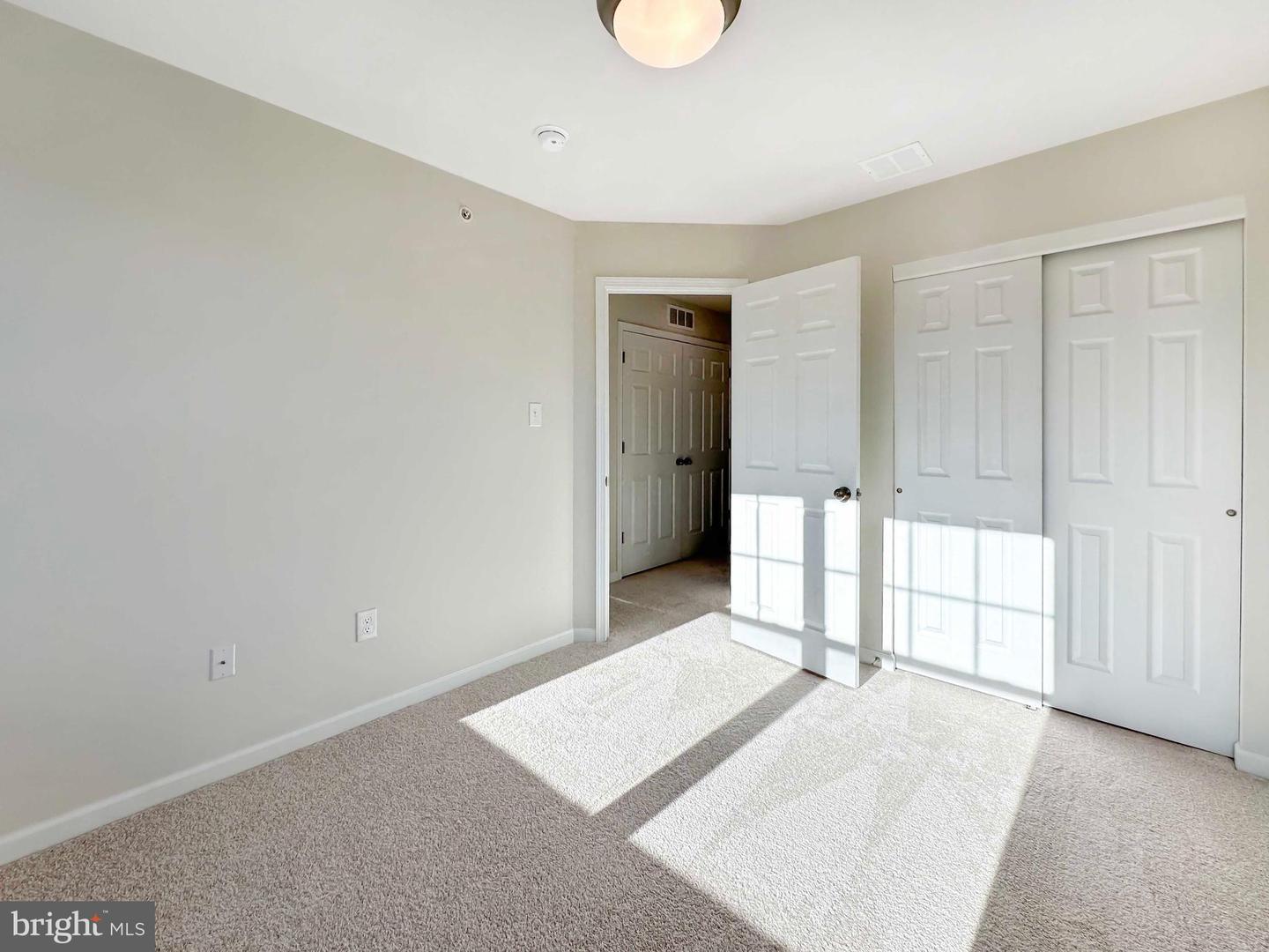 121 Dolomite Dr Property Photo 39