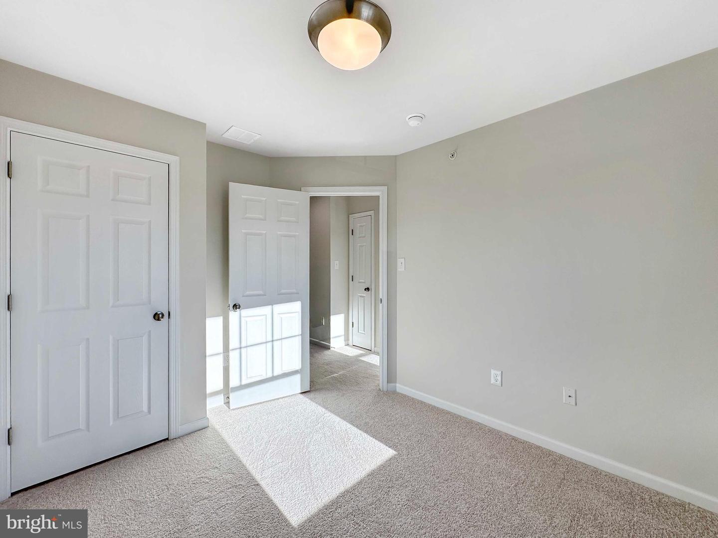 121 Dolomite Dr Property Photo 41