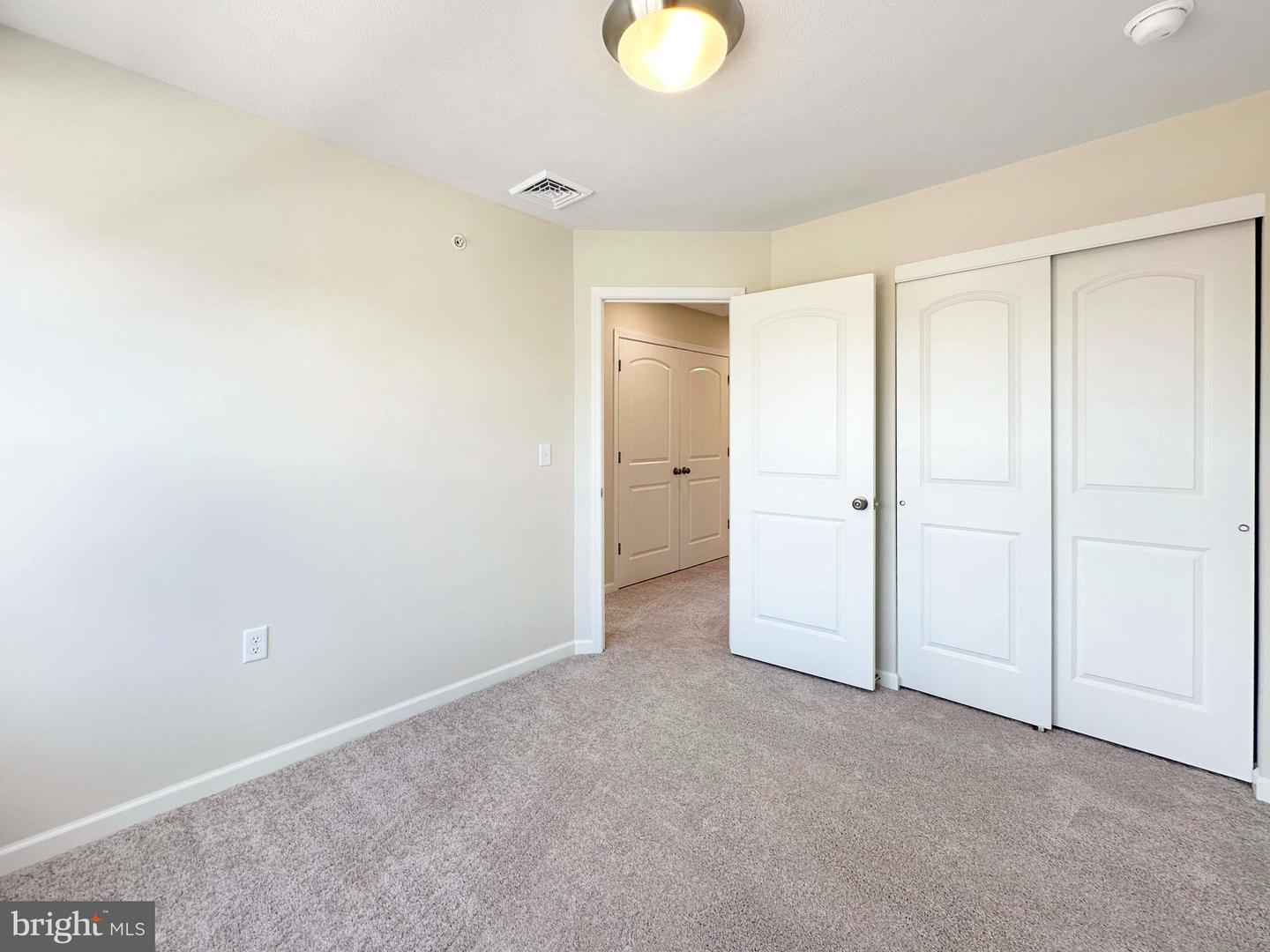 110 Dolomite Dr Property Photo 31