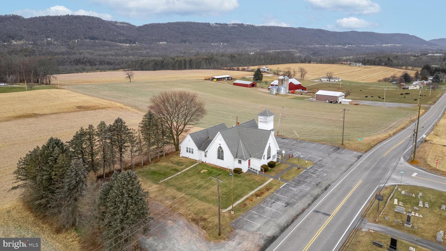 1667 Buffalo Run Rd Property Photo 4