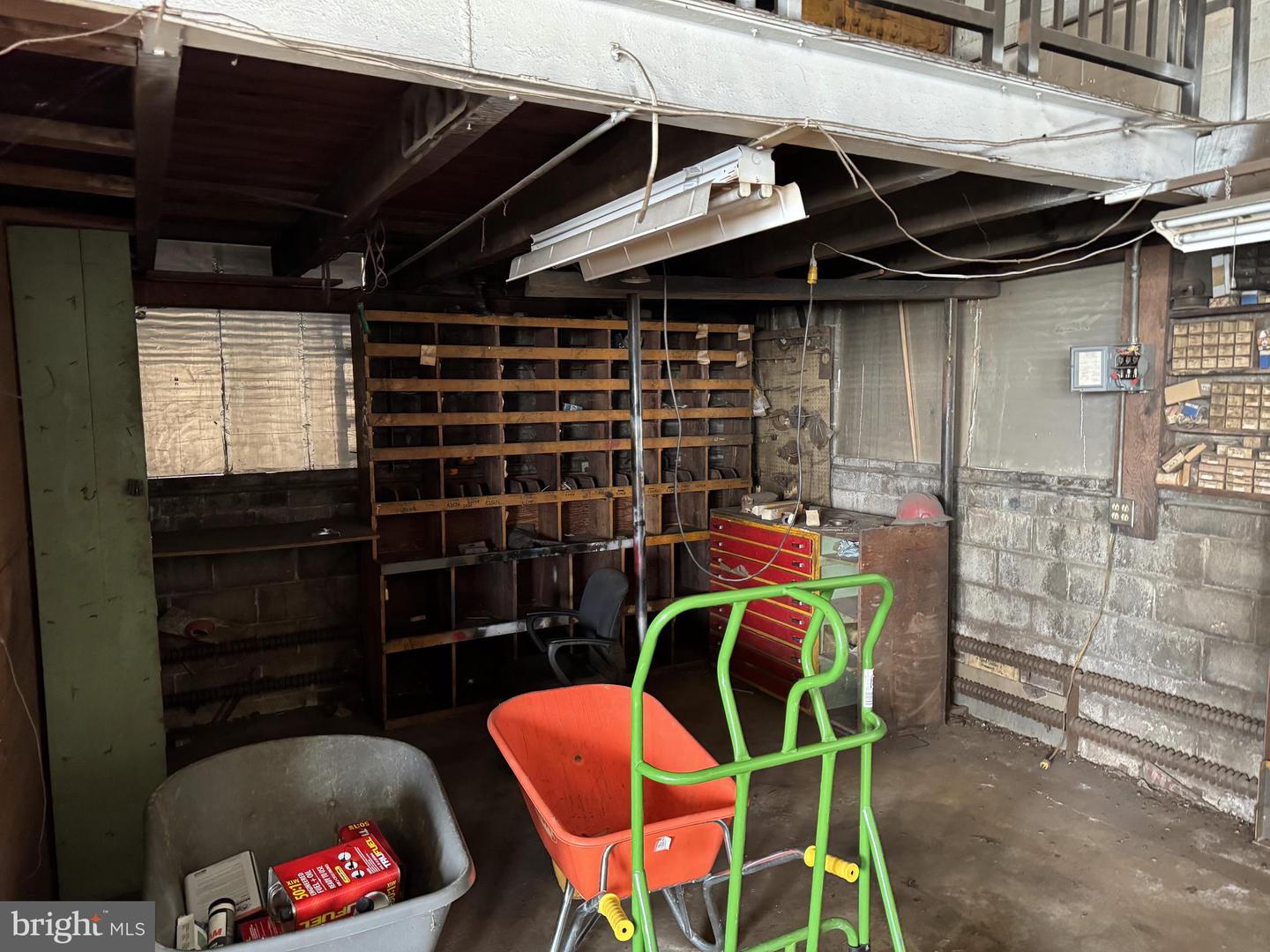 1831 W College Ave Property Photo 18