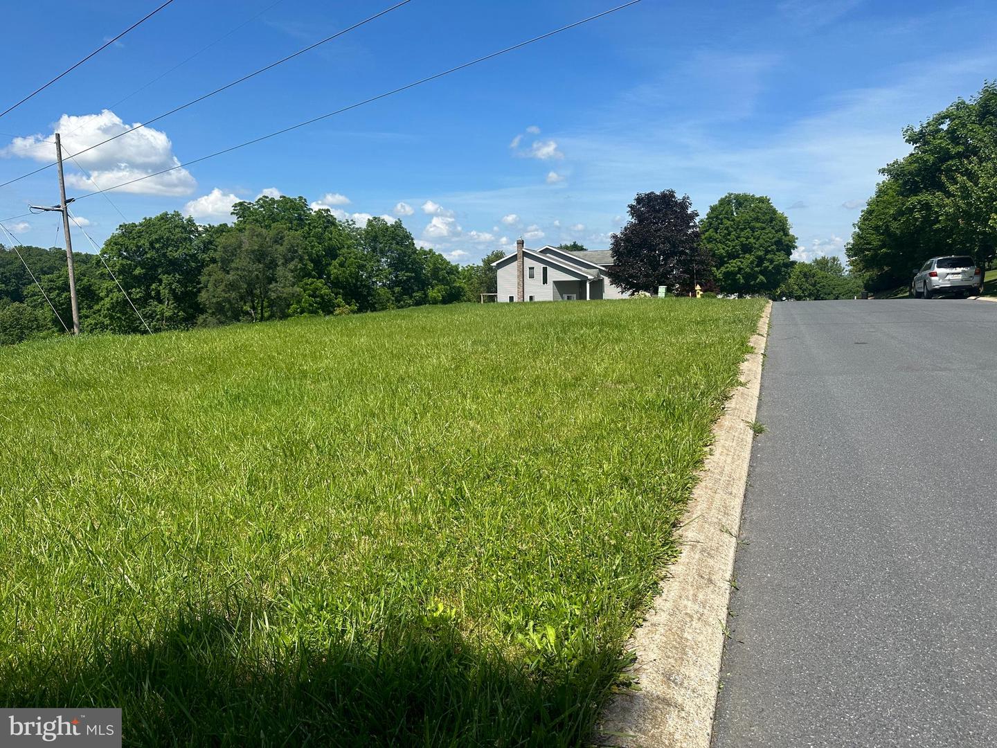 1100 Cortland Dr Property Photo 3
