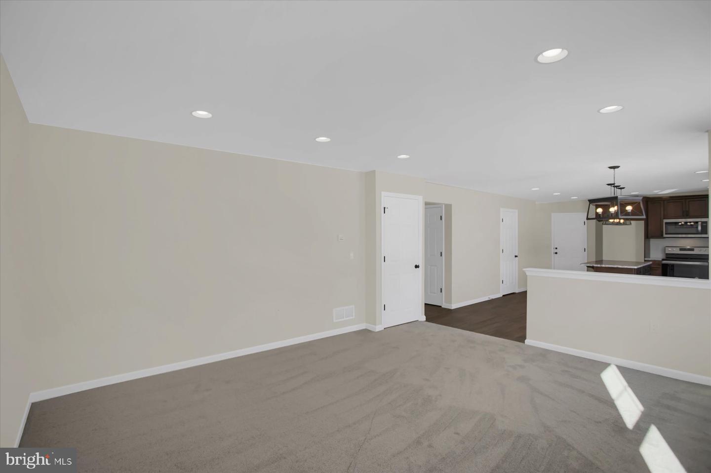 125 Josie Dr Property Photo 29