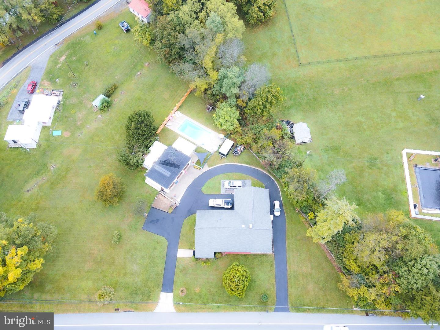 1829 Zion Rd Property Photo 4