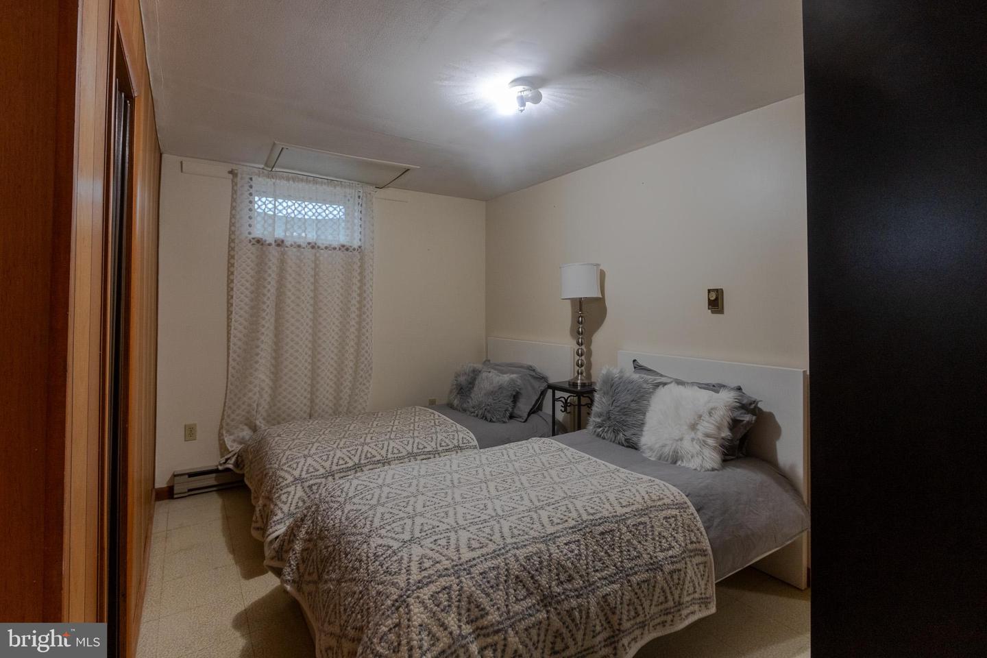 1829 Zion Rd Property Photo 39