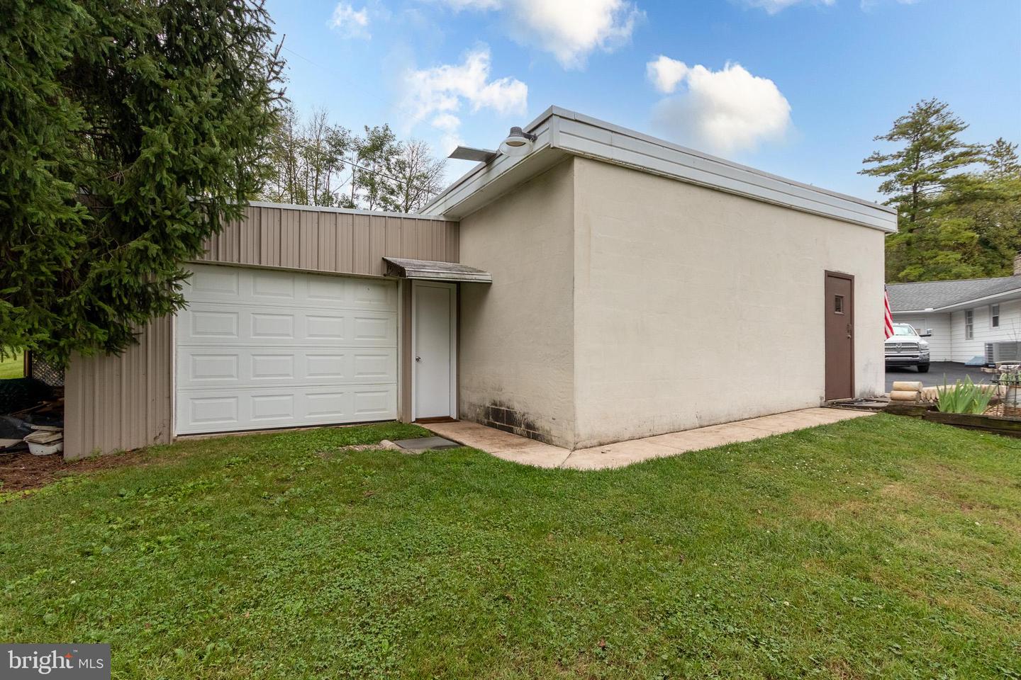 1829 Zion Rd Property Photo 45