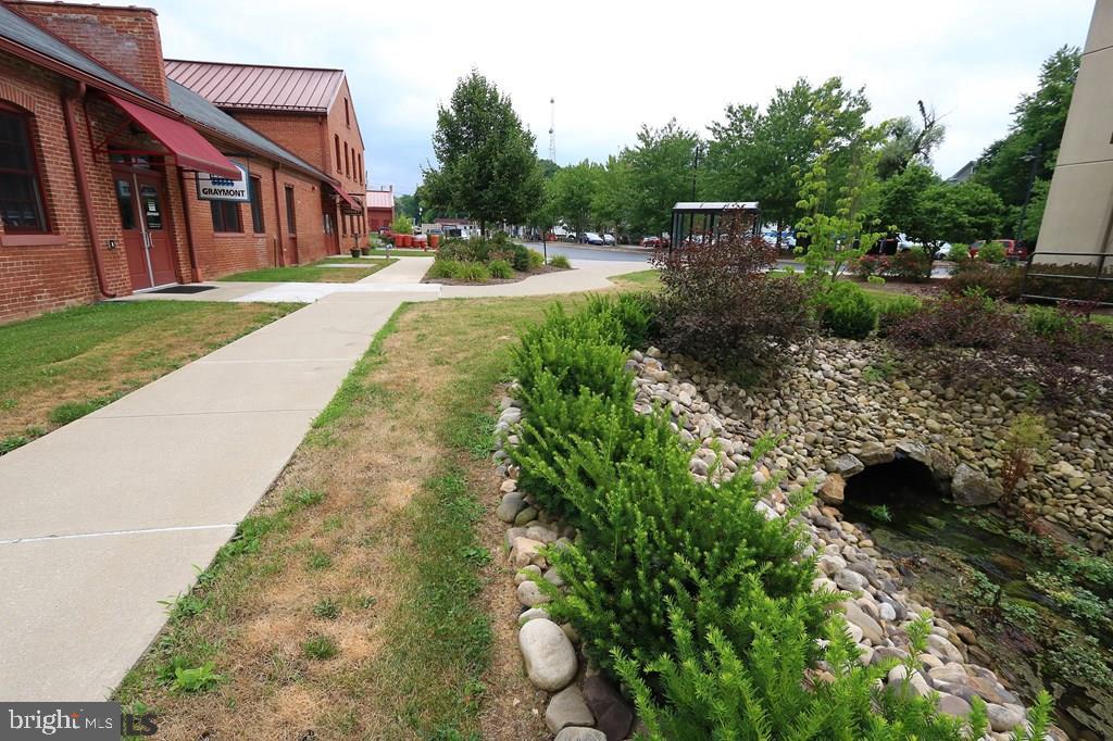 194 Match Factory Pl Property Photo 33