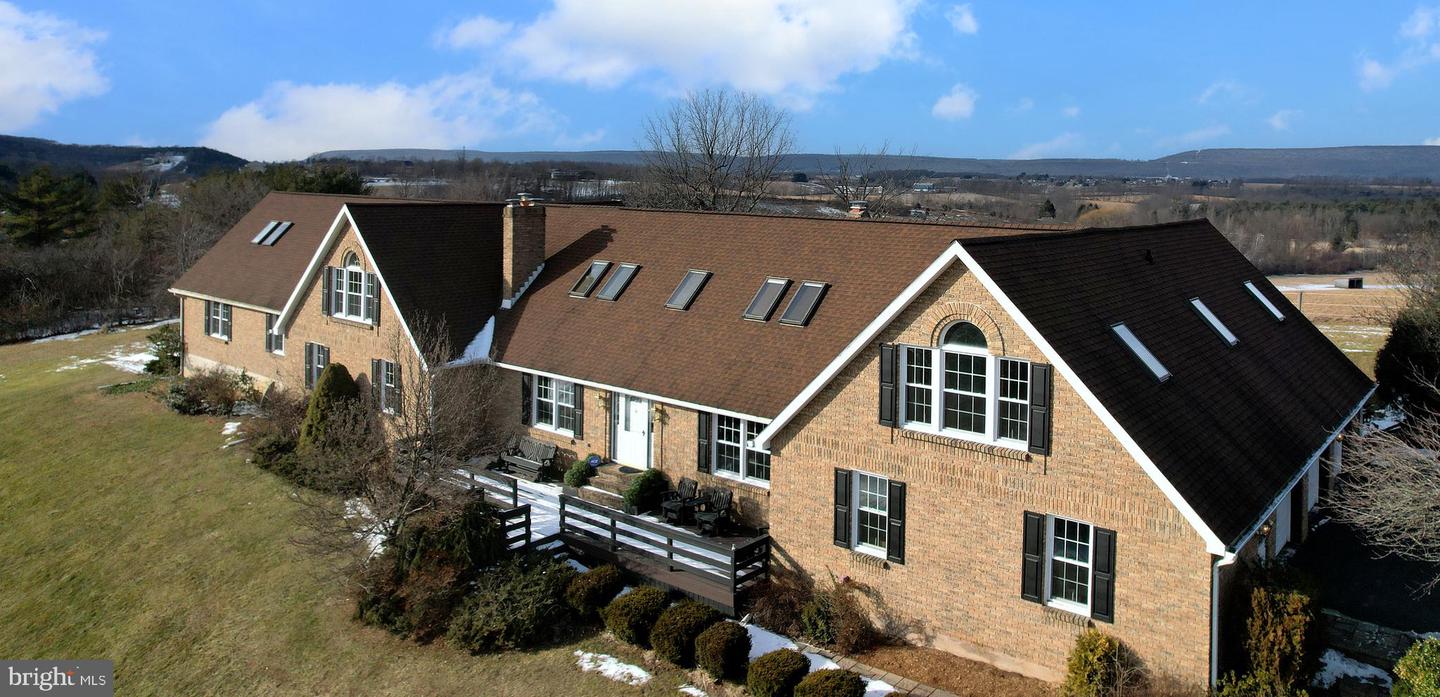 141 Mountain Back Rd Property Photo
